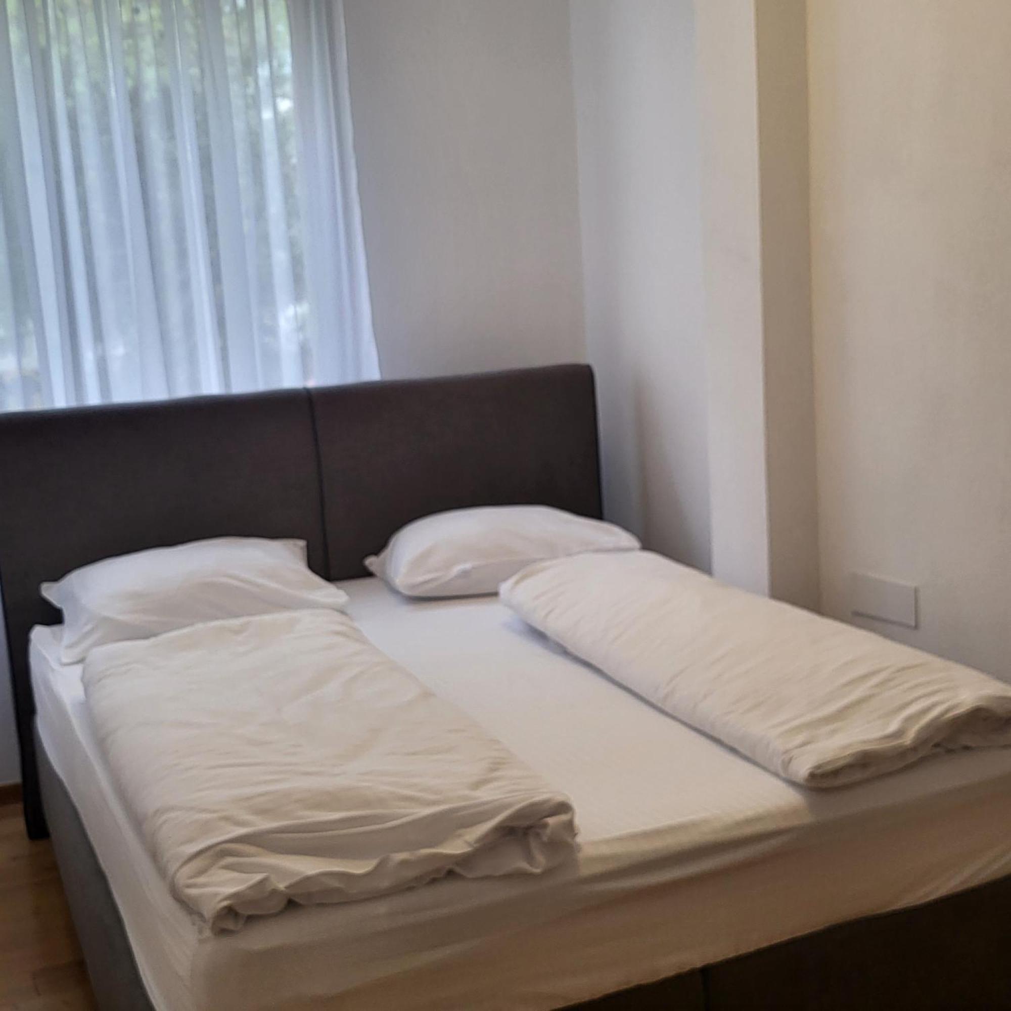 Apartman Centar Bulevar Ex Sa Garazom 巴尼西卢卡 外观 照片